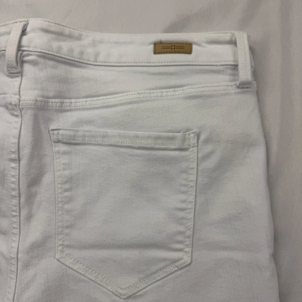Liverpool Denim Shorts Women 14 Bright White Frayed Hem Stretch Five Pocket
